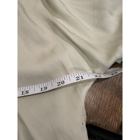 Saniya Khan White With Abstract Design Made In Canada Size Medium - Picture 6 of 7